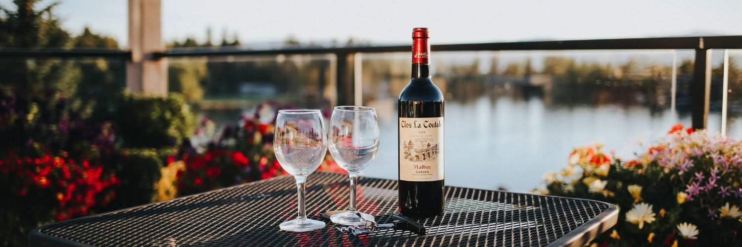 Red wine - one of our top 5 anti-aging foods